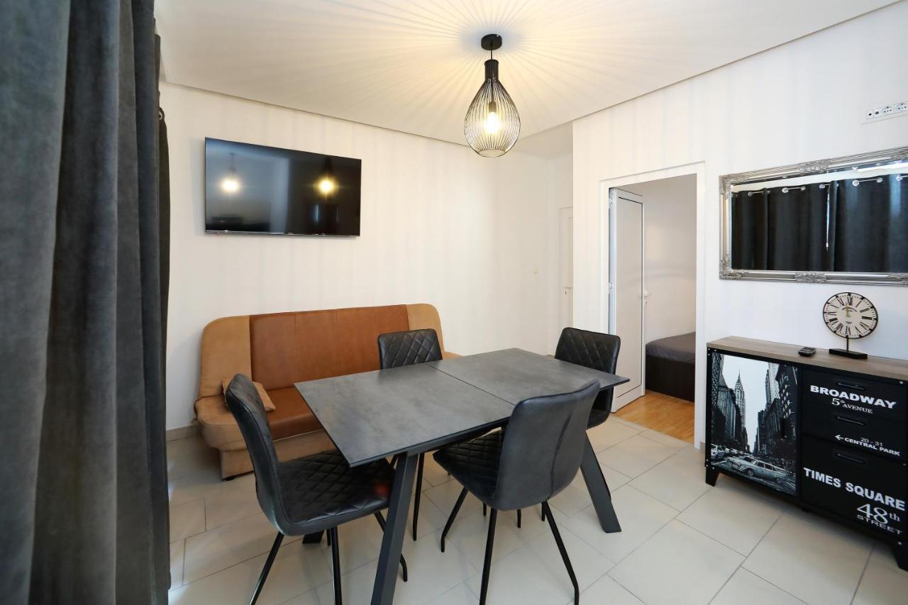 Apartments Neli Bibinje Eksteriør billede