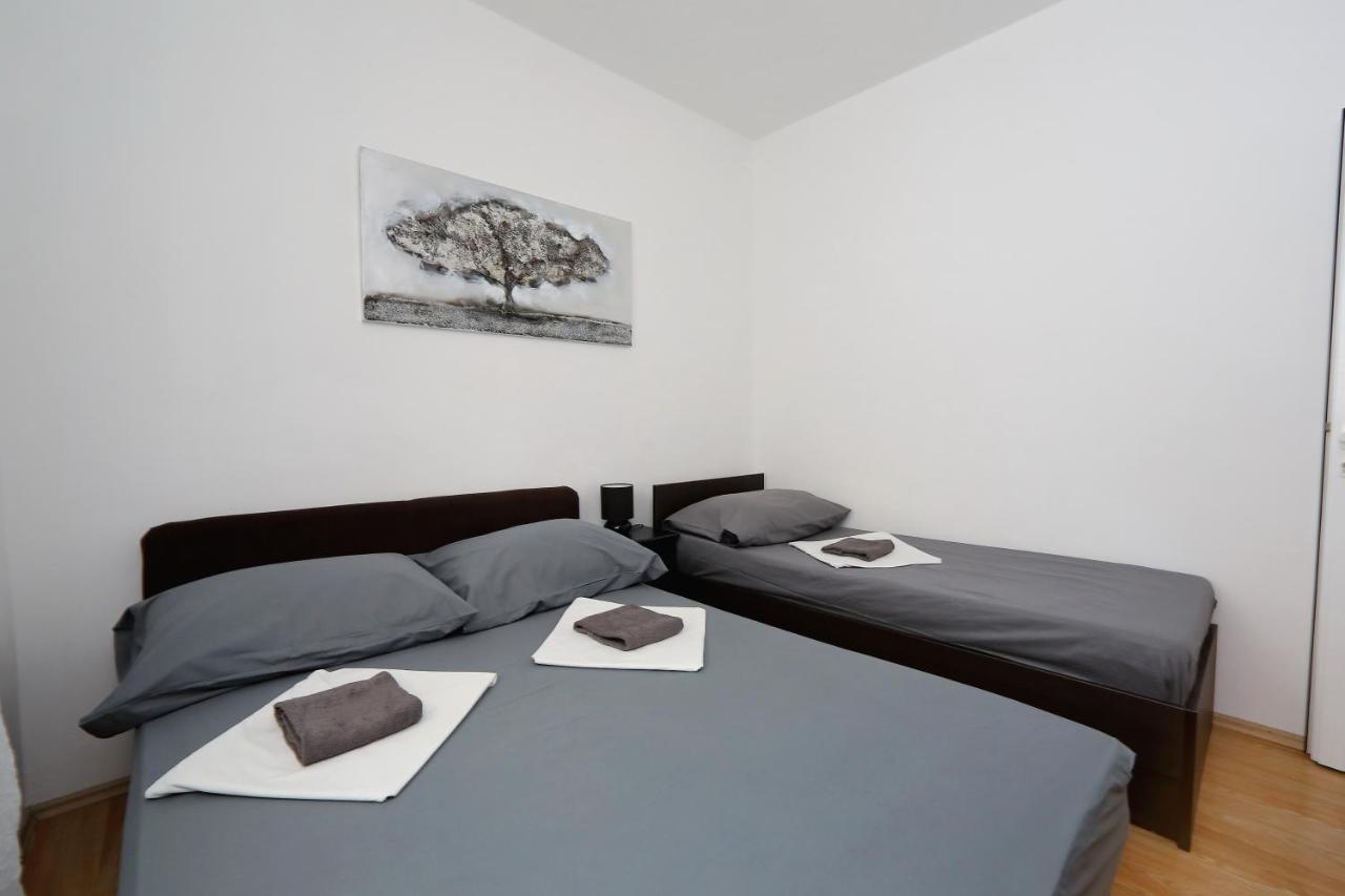 Apartments Neli Bibinje Eksteriør billede
