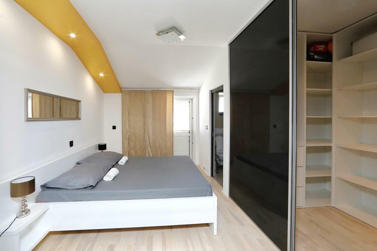 Apartments Neli Bibinje Eksteriør billede